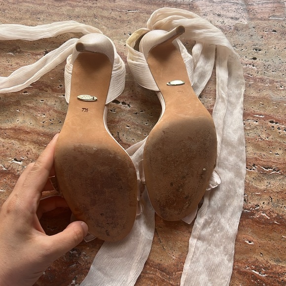 Badgley mischka heels size 7 1/2 - Picture 4 of 4